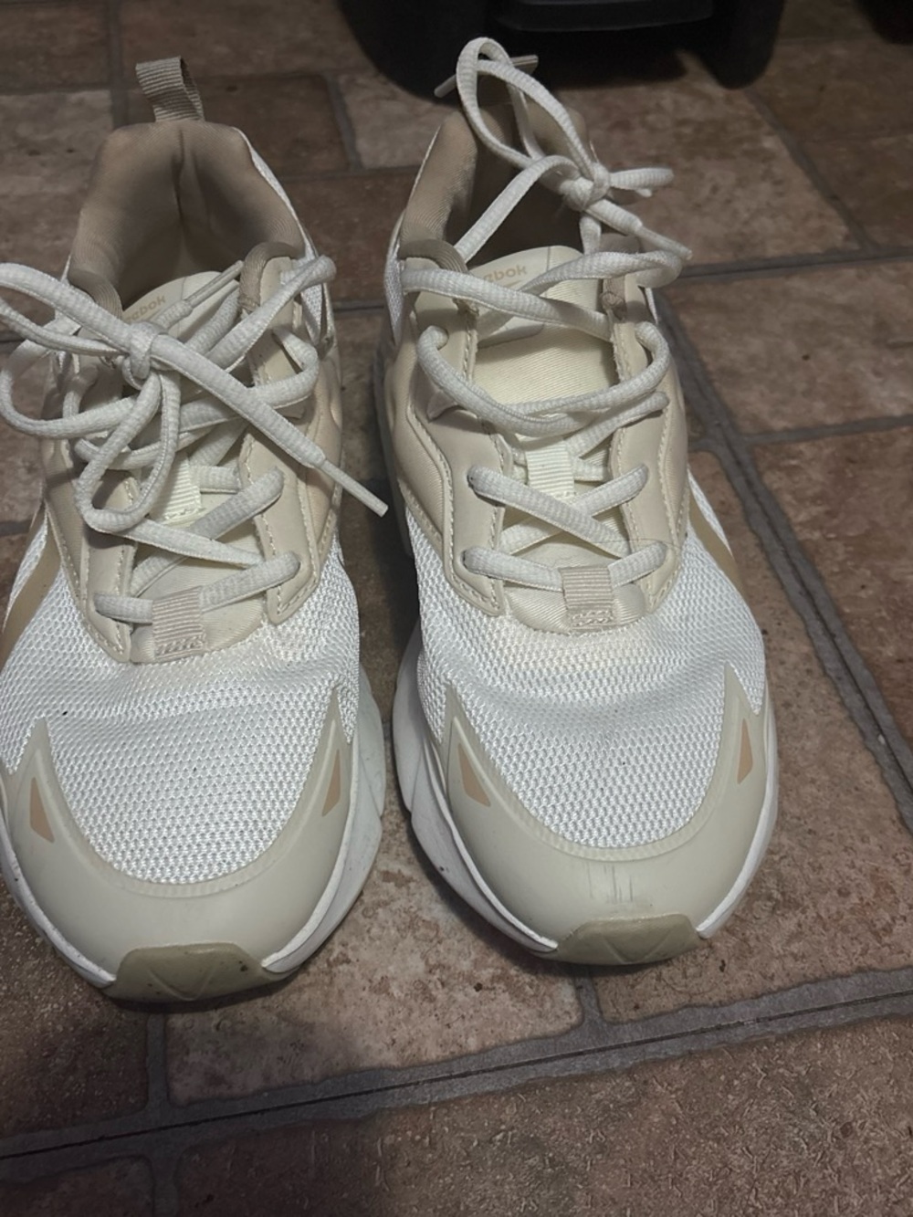 Reebok Women's White and Cream Low-Top Sneakers